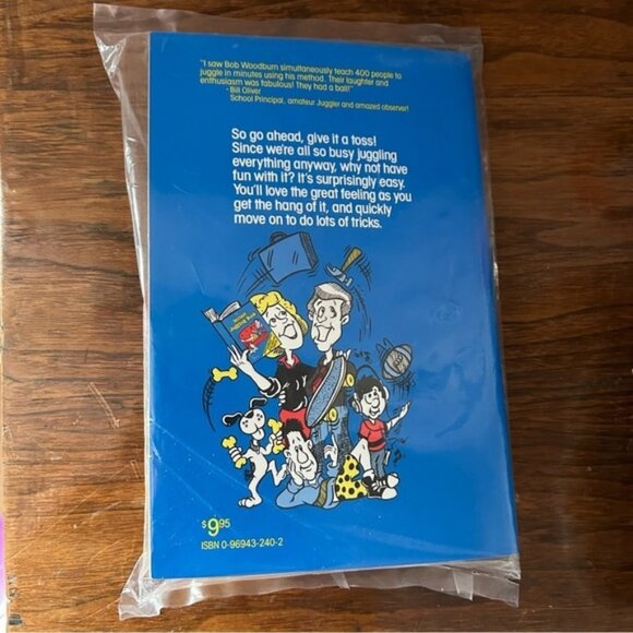 The Instant Juggling Book & Three Juggling Balls, Easy Beginner Instruct… - Picture 2 of 2